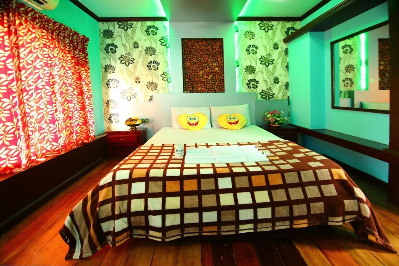 Marari Houseboat Hotel Mararikulam Luaran gambar