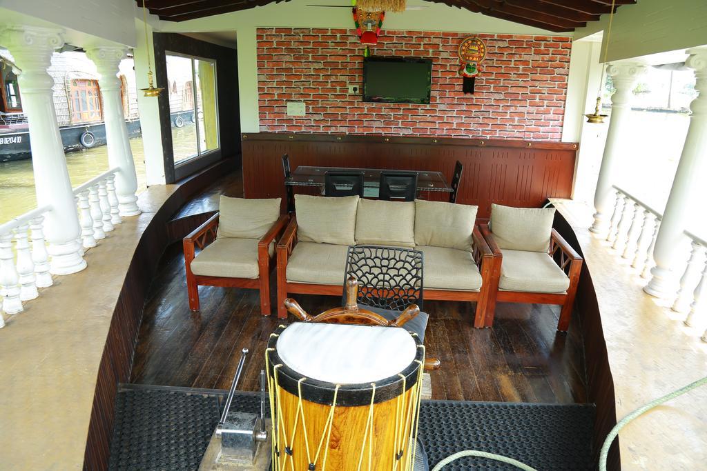 Marari Houseboat Hotel Mararikulam Bilik gambar