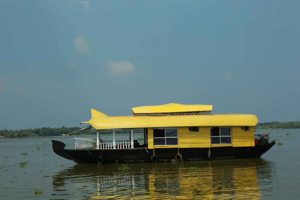 Marari Houseboat Hotel Mararikulam Luaran gambar